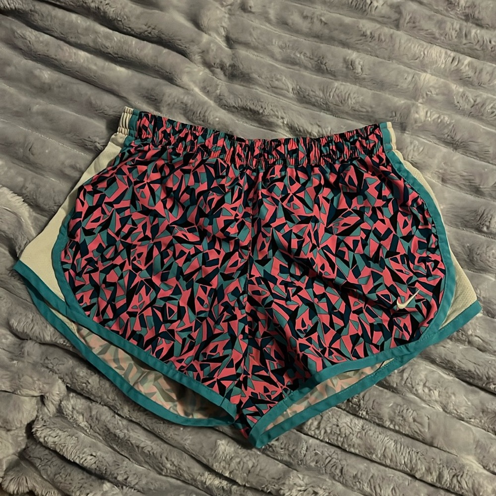 Nike shorts (youth)
